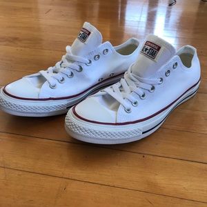 Low top white Converse